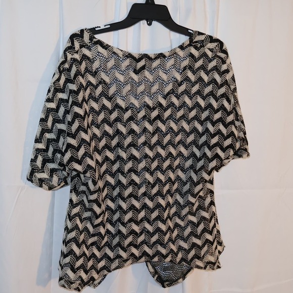 Katie Todd Crocheted Cardigan Sz Small Front Top Button Short Sleeves - Picture 7 of 9